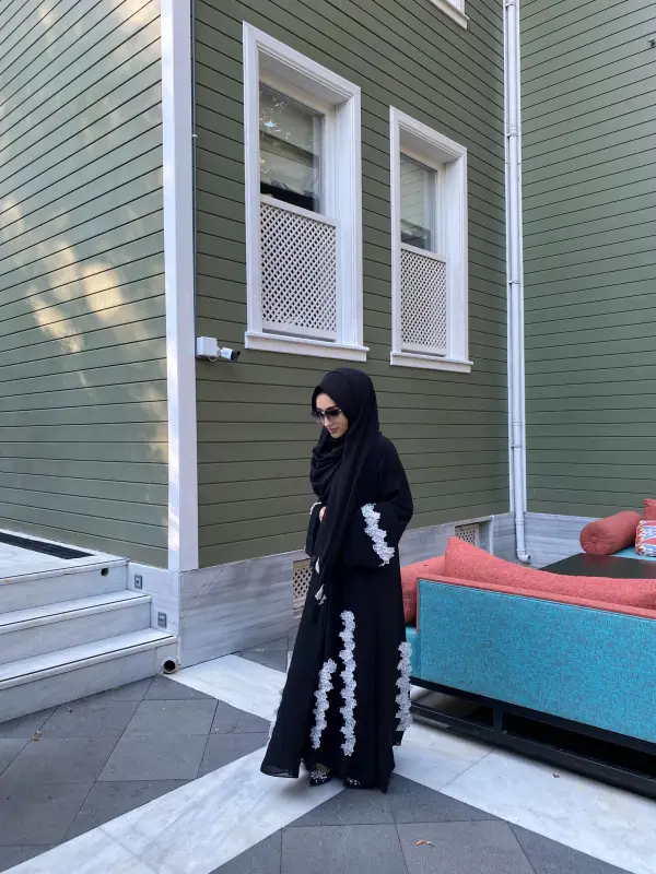 ABAYA
